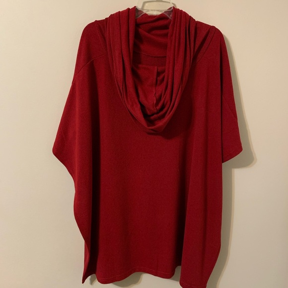 Poncho by ARYEH size Large - Picture 13 of 14